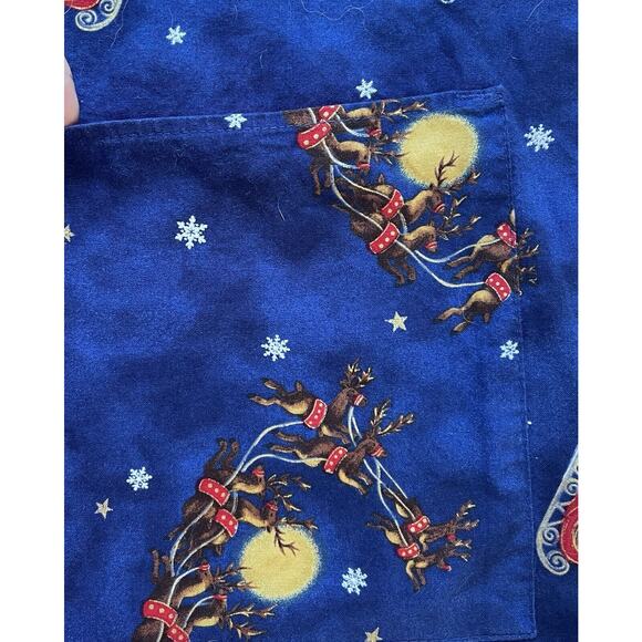 Christmas Scrub Top Crest Cottons Santa Sleigh Women's Scrub Top Size M - Picture 4 of 6